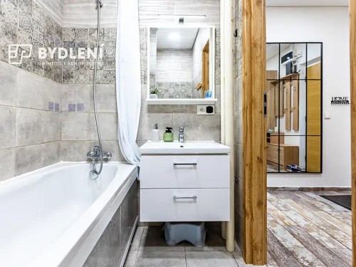 Prodej bytu 3+1 70 m²