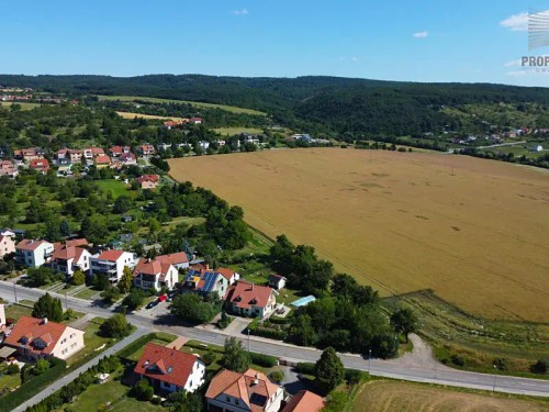 Prodej stavebního pozemku 1649 m²