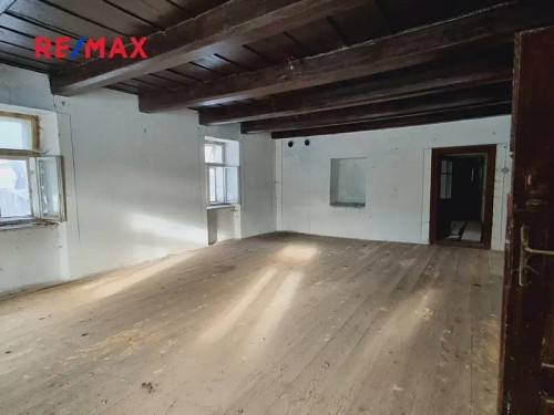 Prodej domu 215 m², pozemek 1145 m²