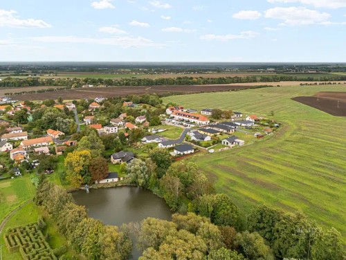 Prodej stavebního pozemku 793 m²