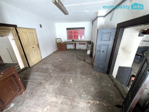 Prodej domu 300 m², pozemek 2467 m²