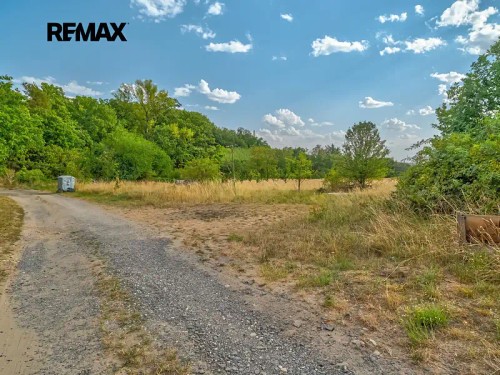 Prodej stavebního pozemku 7108 m²