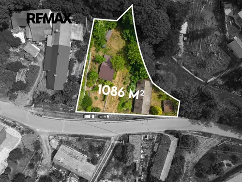 Prodej stavebního pozemku 1086 m²