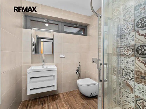 Prodej domu 304 m², pozemek 2708 m²