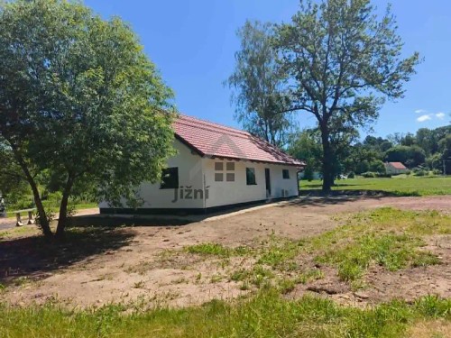 Prodej domu 120 m², pozemek 1300 m²