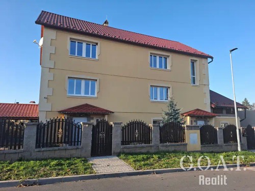 Prodej domu 249 m², pozemek 991 m²