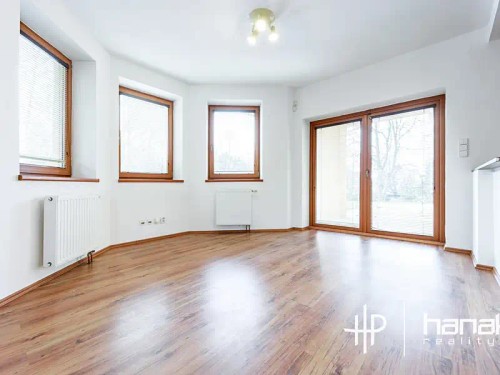 Prodej domu 259 m², pozemek 2016 m²