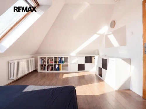 Prodej domu 385 m², pozemek 199 m²