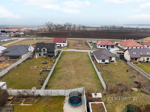 Prodej stavebního pozemku 1034 m²