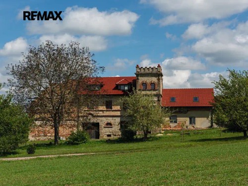 Prodej zemědělské usedlosti 350 m², pozemek 11288 m²