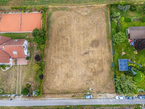 Prodej stavebního pozemku 1955 m²