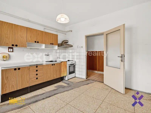 Prodej domu 93 m², pozemek 1196 m²