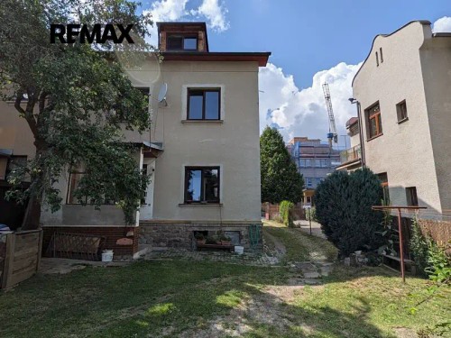Prodej domu 239 m², pozemek 342 m²