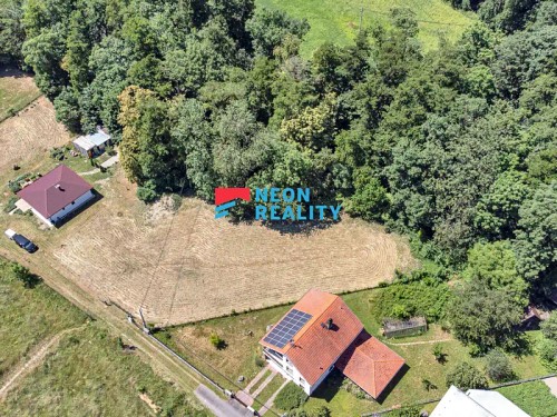 Prodej stavebního pozemku 1562 m²