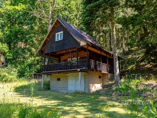 Prodej chaty 110 m², pozemek 446 m²