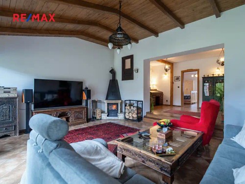 Prodej vily 296 m², pozemek 349 m²