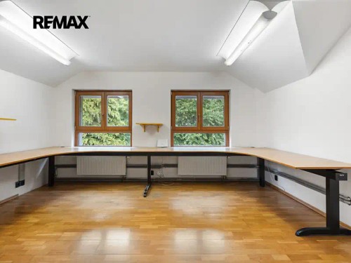 Prodej domu 500 m², pozemek 2240 m²