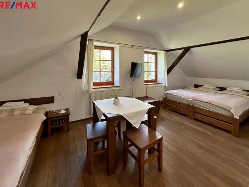 Prodej domu 800 m², pozemek 1904 m²