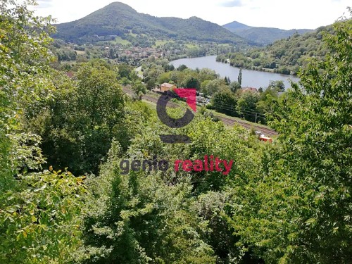 Prodej stavebního pozemku 1275 m²