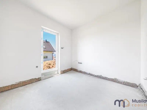 Prodej domu 194 m², pozemek 1131 m²