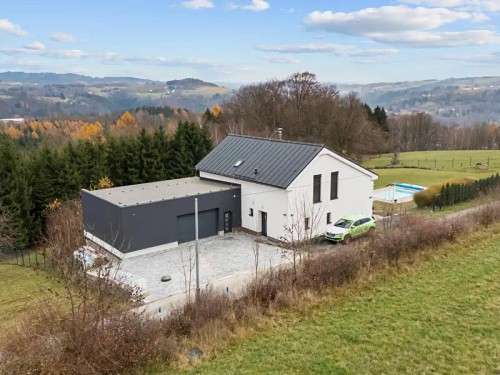 Prodej domu 231 m², pozemek 5528 m²