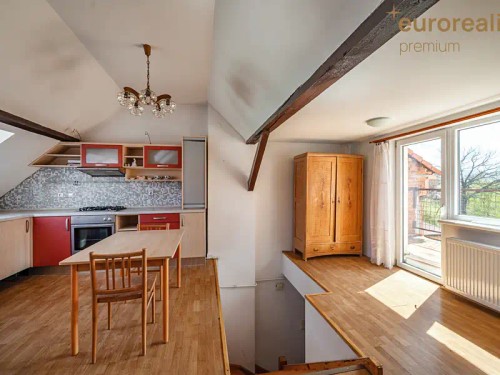 Prodej domu 360 m², pozemek 11 m²