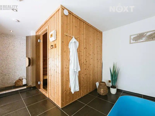 Prodej domu 382 m², pozemek 850 m²