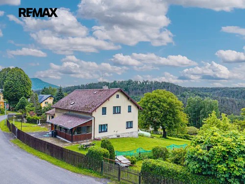 Prodej domu 370 m², pozemek 2417 m²