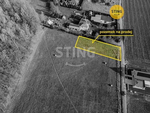 Prodej stavebního pozemku 1000 m²
