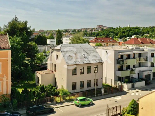 Prodej bytu 4+1 89 m²
