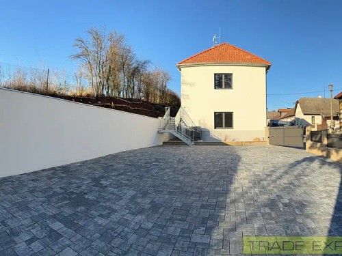 Prodej bytu 2+kk 81 m²