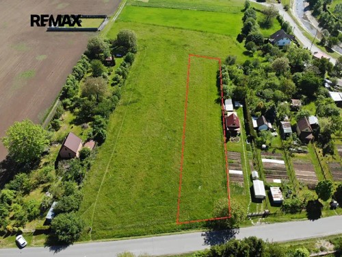 Prodej stavebního pozemku 1819 m²