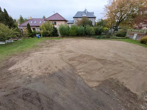 Prodej stavebního pozemku 1527 m²