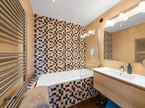 Prodej bytu 4+1 87 m²