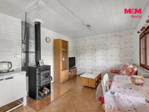 Prodej chaty 35 m², pozemek 353 m²