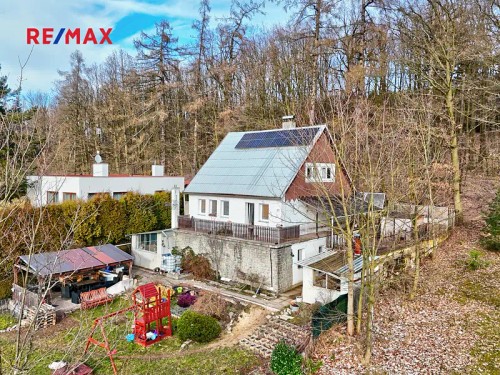 Prodej domu 203 m², pozemek 910 m²