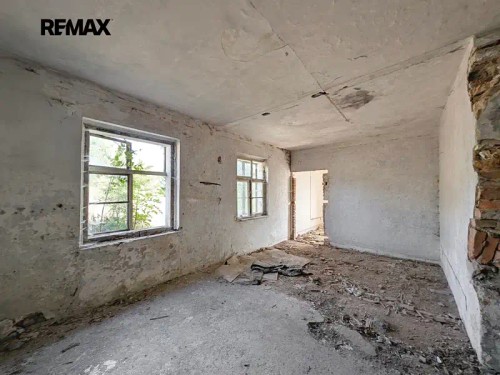 Prodej domu 300 m², pozemek 2000 m²