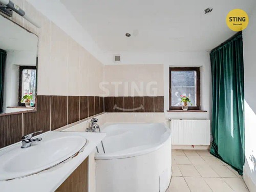 Prodej domu 234 m², pozemek 5979 m²