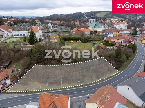 Prodej stavebního pozemku 858 m²