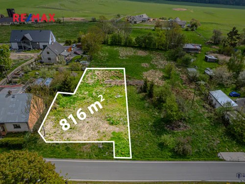 Prodej stavebního pozemku 816 m²
