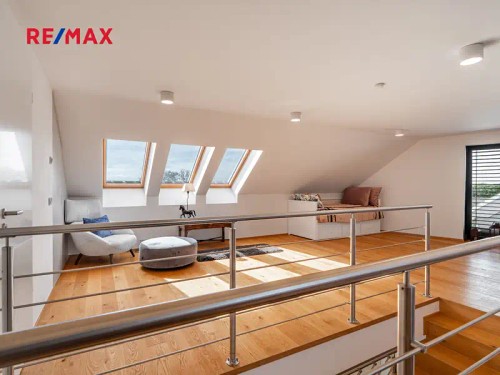 Prodej domu 220 m², pozemek 464 m²