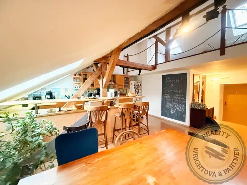 Prodej atypického bytu 178 m²