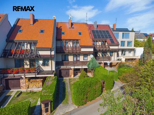 Prodej domu 302 m², pozemek 306 m²
