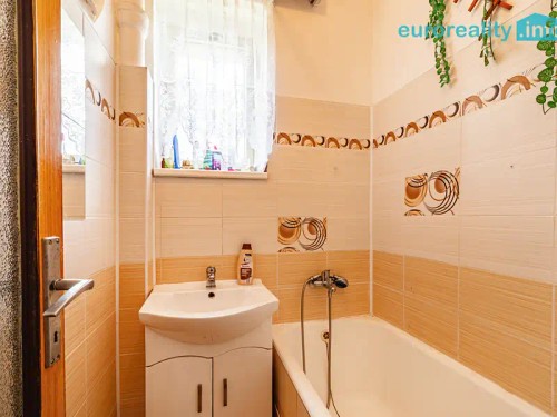 Prodej domu 270 m², pozemek 1487 m²