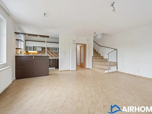 Prodej domu 302 m², pozemek 1203 m²