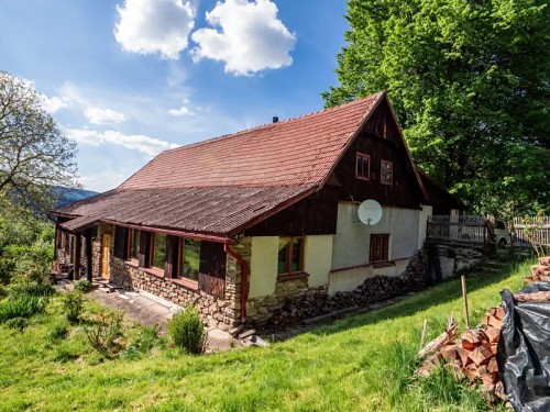 Prodej chalupy 210 m², pozemek 2459 m²