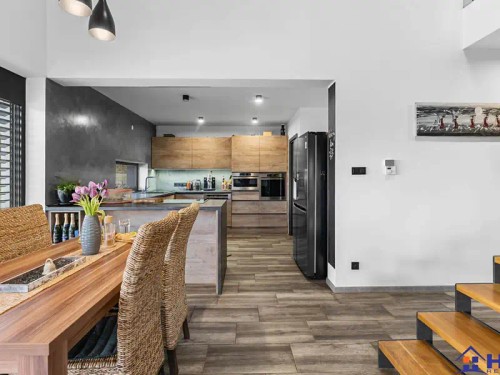 Prodej domu 231 m², pozemek 5528 m²