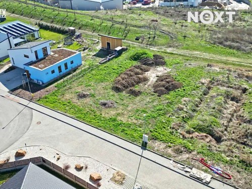 Prodej stavebního pozemku 852 m²