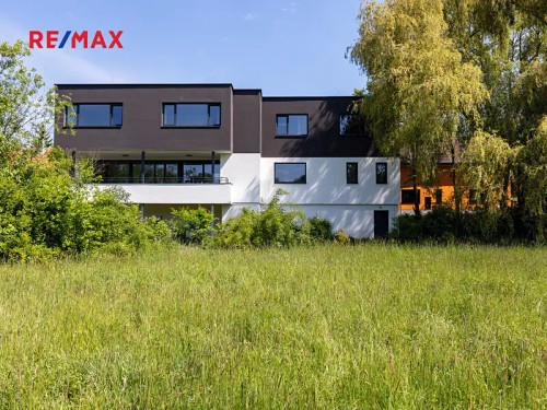 Prodej domu 330 m², pozemek 600 m²