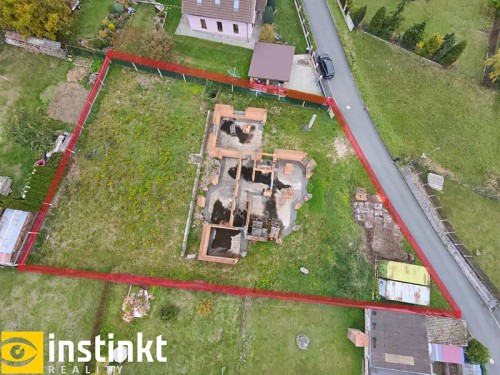 Prodej stavebního pozemku 1453 m²